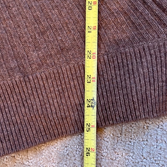 Vince sweater in wool. Shrug. - Picture 10 of 11